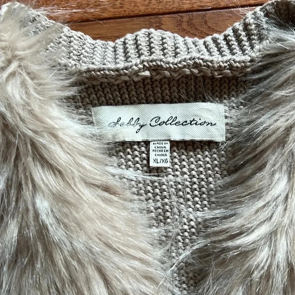 Debby Collection Faur Long Hair‎ Animal Fur size XL Vest back sweater polyester